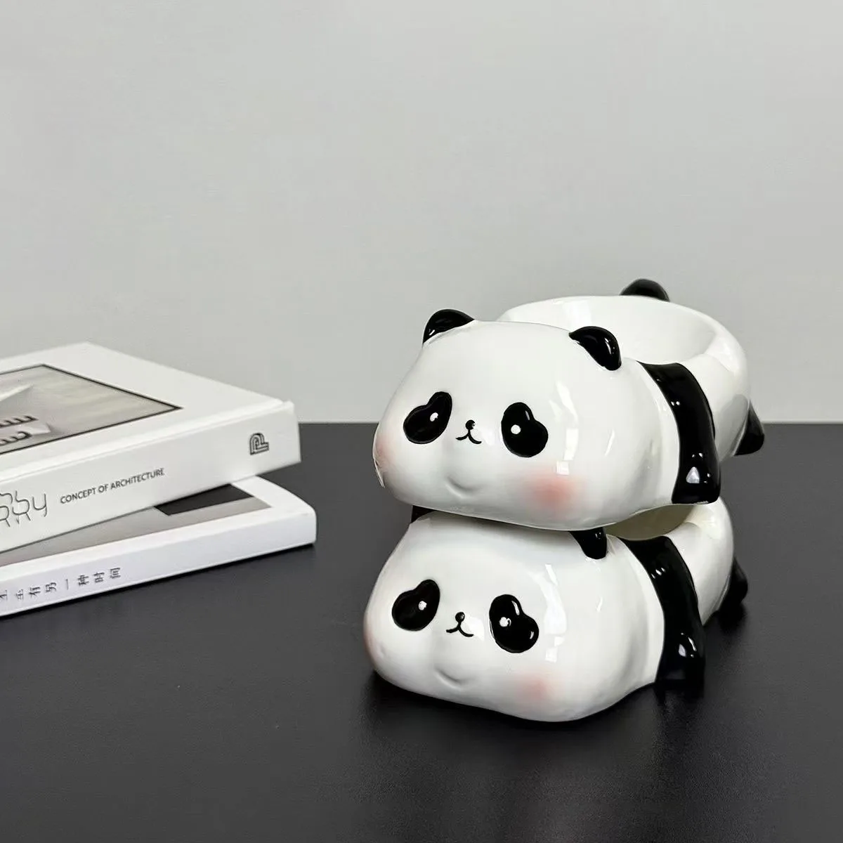 Cartoon Ceramic Ashtray Handmade Ceramic Cute Pet Ornament Painted Splash Proof Design Home Office Hotel Desktop Decoration Gift