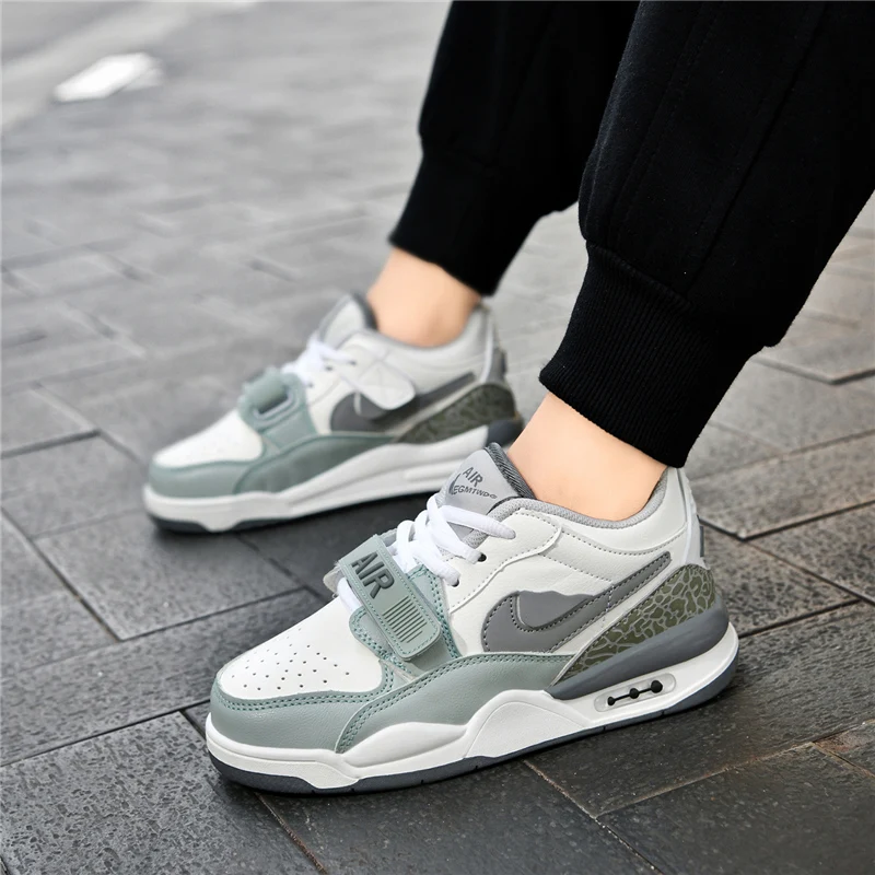 

Boys' shoes 2025 new autumn and winter casual board shoes low-top basketball shoes anti-slip and versatile sports shoes