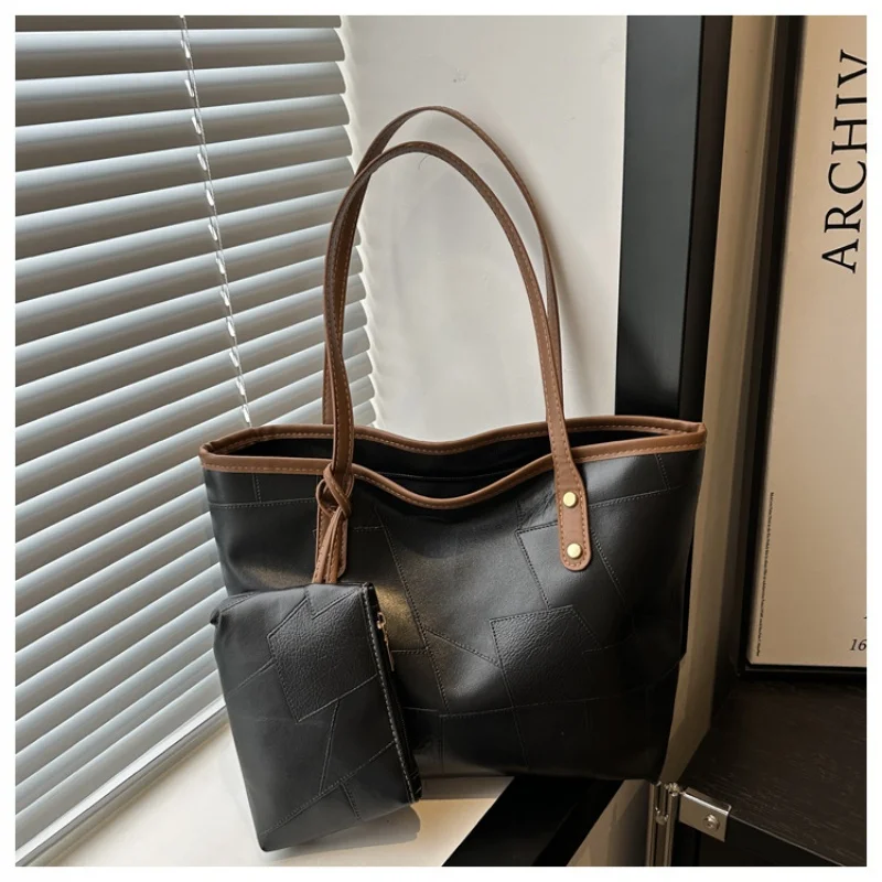 

2025 Новая женская сумка большой вместимости, повседневная сумка-тоут из искусственной кожи в стиле пэчворк, модная сумка на одно плечо под мышками