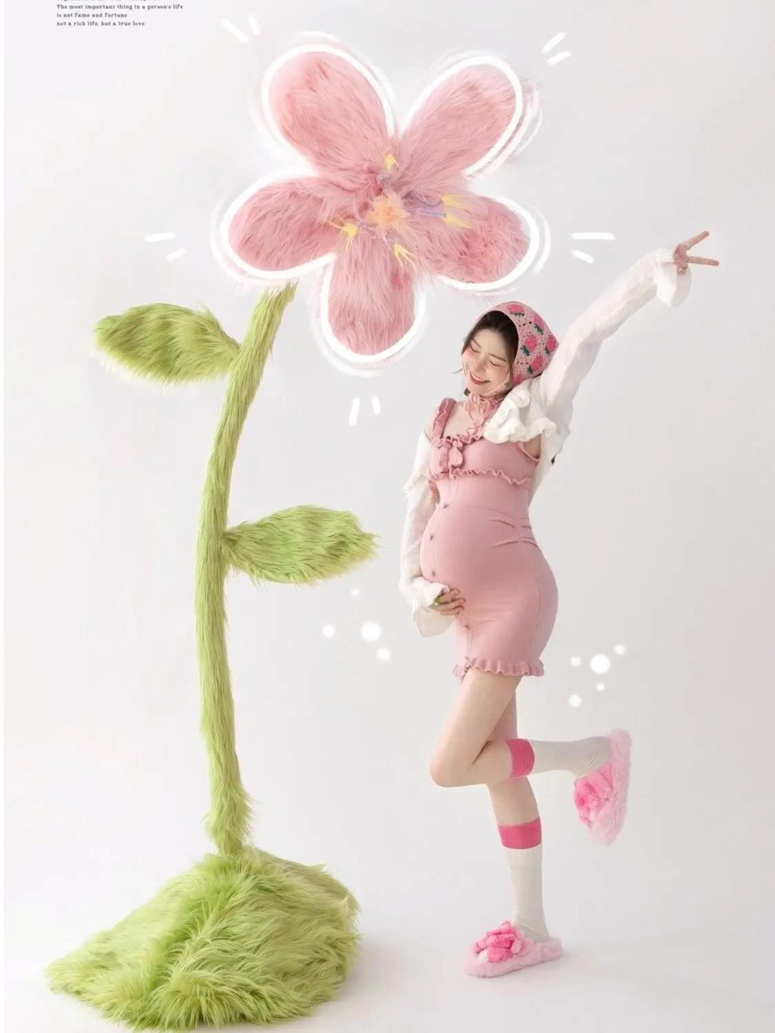 

Artificial creative plush flower wedding window display props