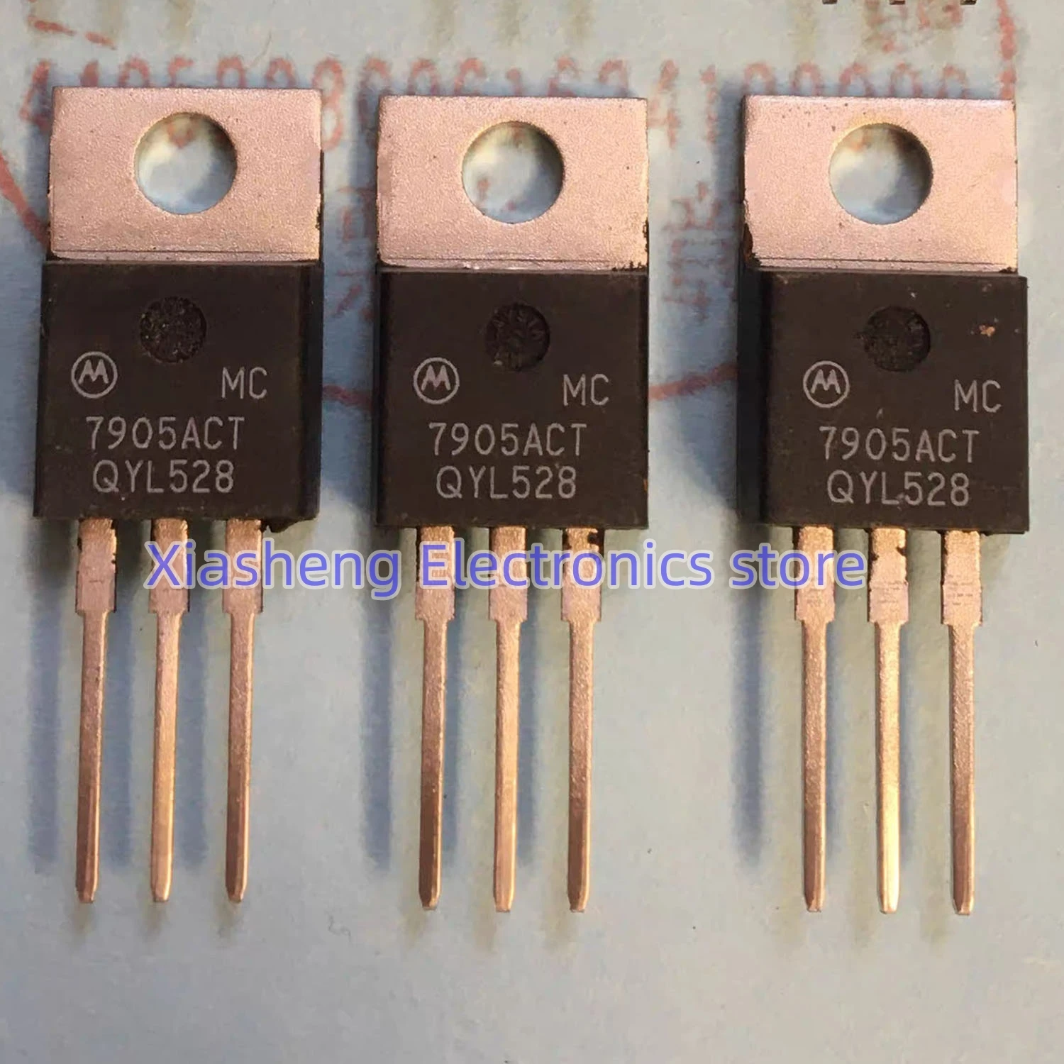 

New Original 10Pcs 7905ACT MC7905ACT TO-220 Transistor In Stock Good Quality