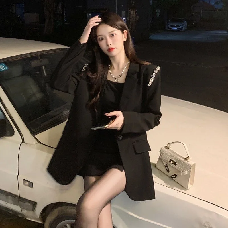 Herbst-Damenbekleidung, hochwertiger Damen-Blazer, Einfachheit, Rüschen, dünn, durchscheinend, zarte Overlay, strukturiertes Doodle