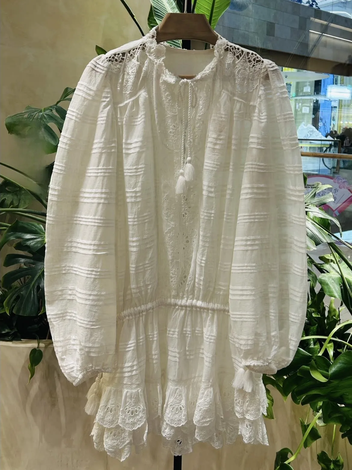 

Heidd IS2026 Early Spring Holiday Style Embroidered White Long Sleeve Waist-Cinched Dress Cotton H-Line Women's Dress