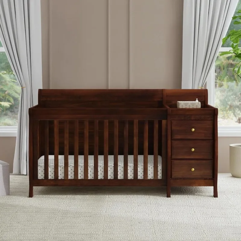 4-in-1 Convertible Crib and Changing Table Combination Drawer Can Hold Various Baby Items