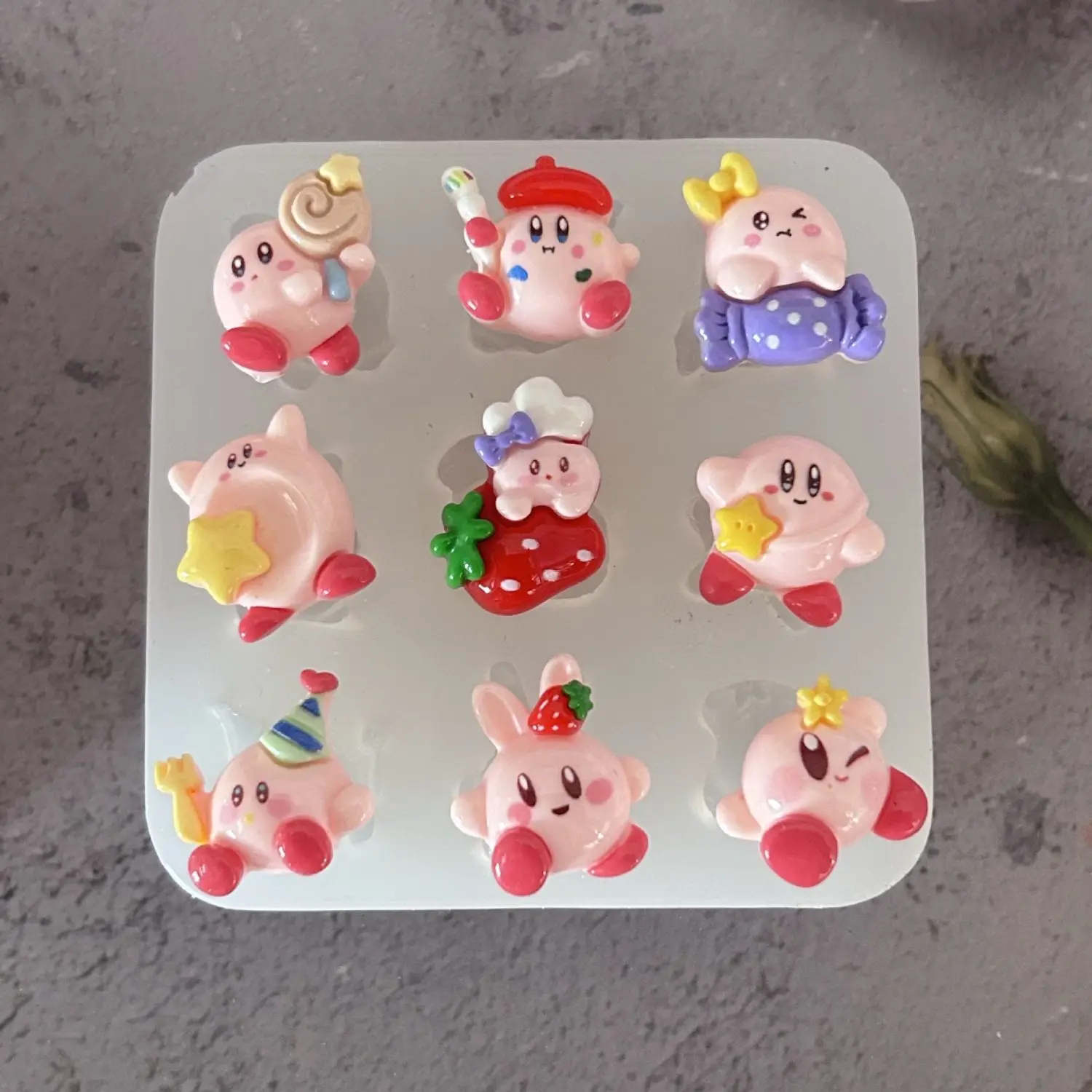 Kirby Silicone Mold Fashion Creativity Modeling Glossy Surface Mold Diy Phone Sticker Refrigerator Magnet Resin Casting Mold view 6