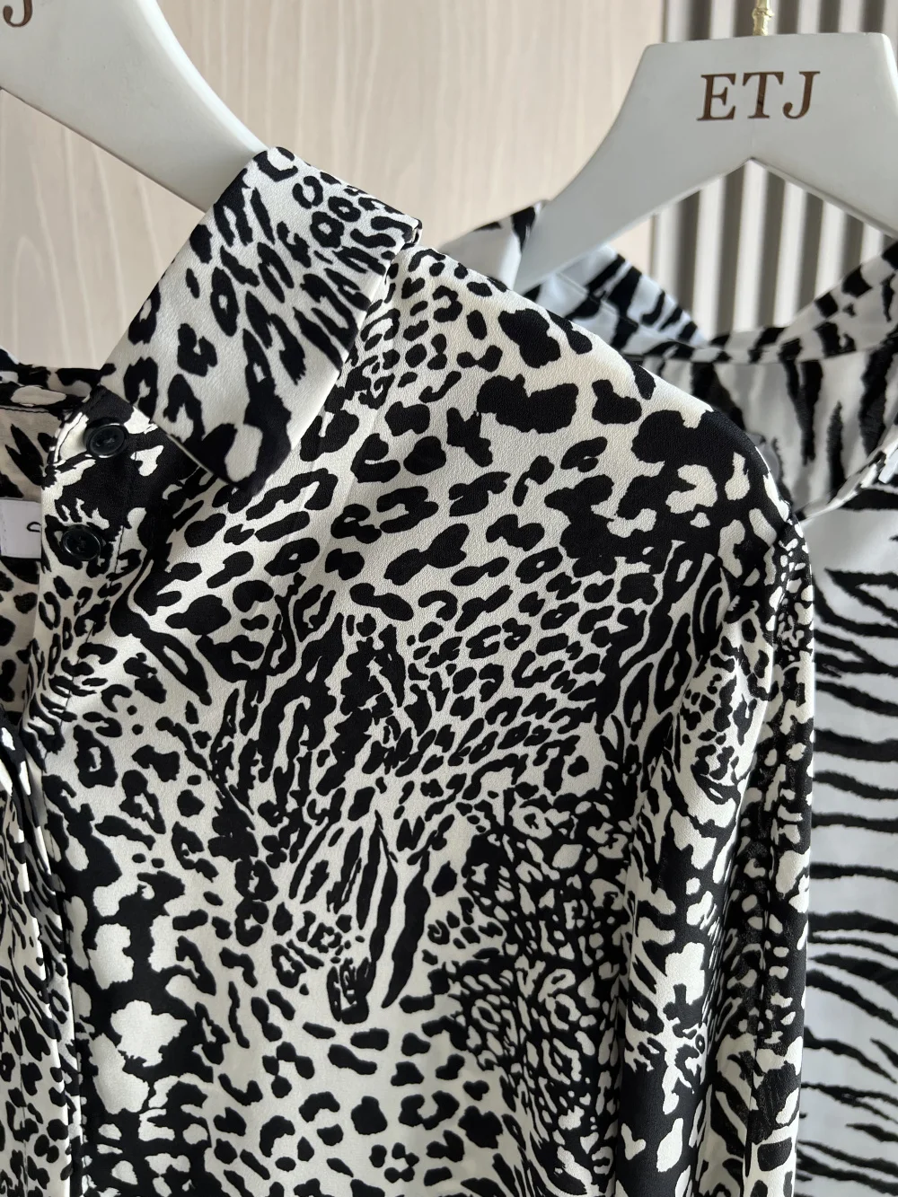 Animal Print Shirt Spring 2024 traf Fashion leopard print zebra print long-sleeved chiffon shirt for women