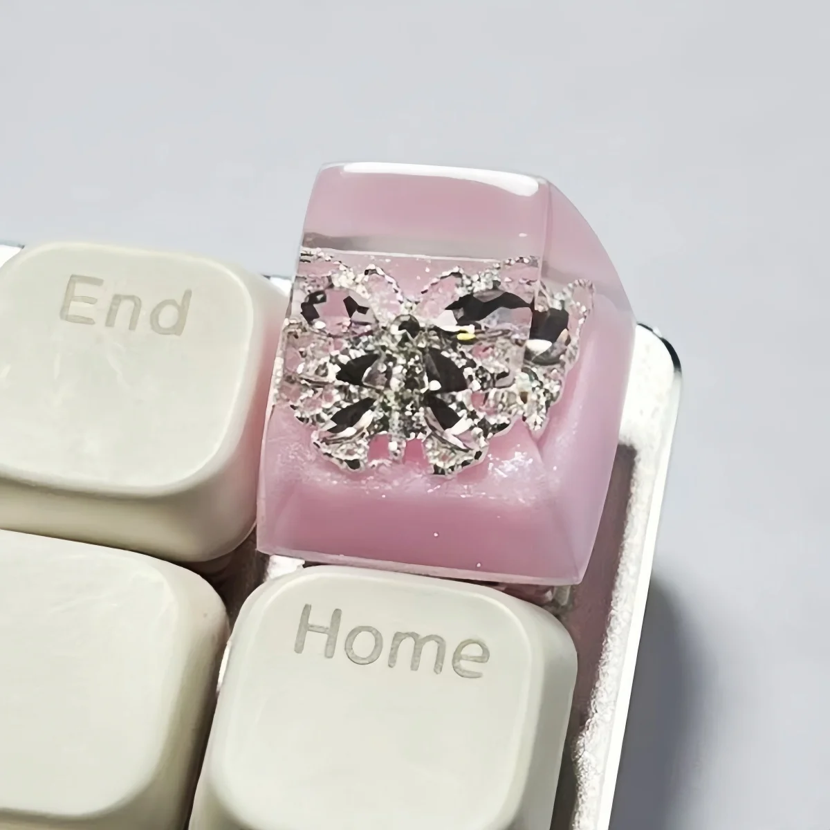 Resin Artisan Keycaps Mechanical Keyboard DIY Translucent Butterfly Keycaps Custom Pretty Girl ESC Keys Gift Single SA R1 Keycap