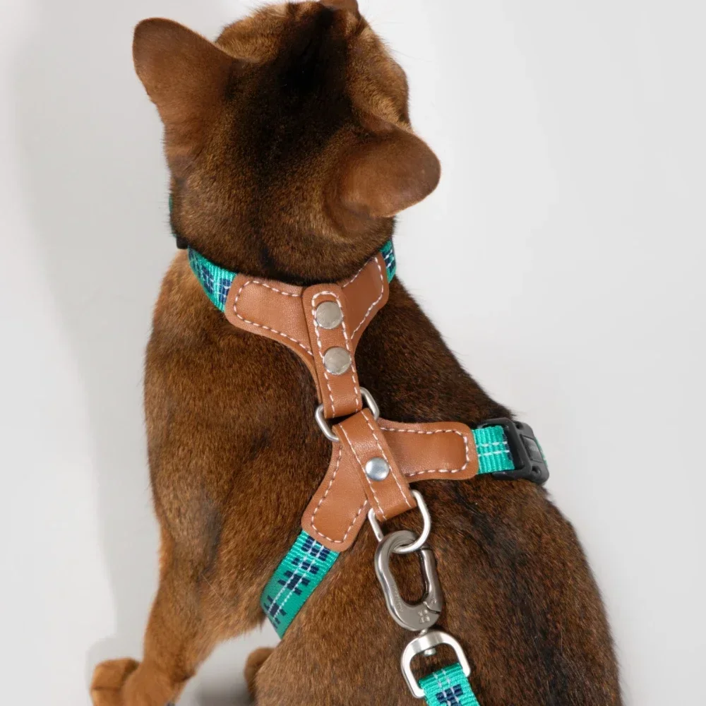 HiDREAM®Cat Harness and Leash Set, Reflective Feather Harness, Adjustable, Durable, Original Design, Escape Proof