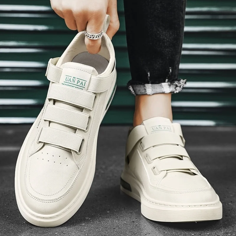 

Men's Summer Sports Shoes Breathable Slip-On Leather Flat Surface Casual Leather Shoes round Toe Rubber Outsole Pure Color