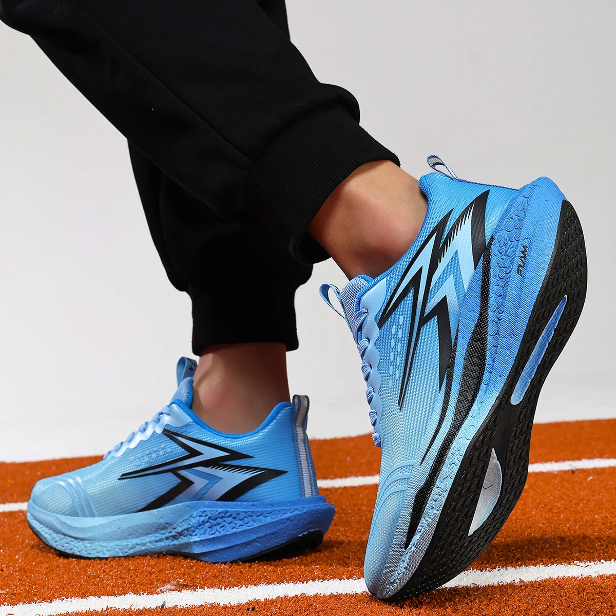 New Full Palm Carbon Plate Shock-Absorbing Rebound Racing Shoes for Teenagers, Summer Running Shoes, Professional Sports Shoes