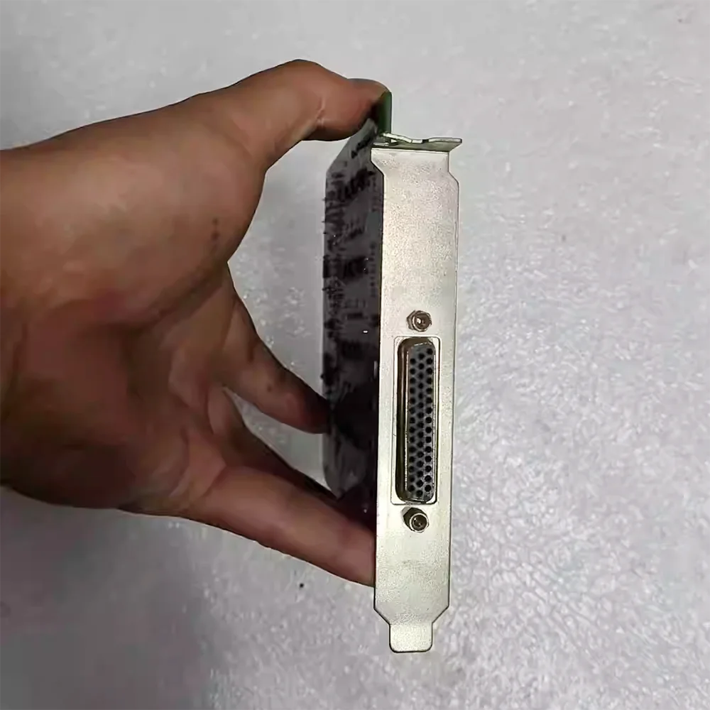لبطاقة التقاط الصناعية MOXA ذات 4 منافذ CP-134U-I V2 مستشعر إشارة التحكم