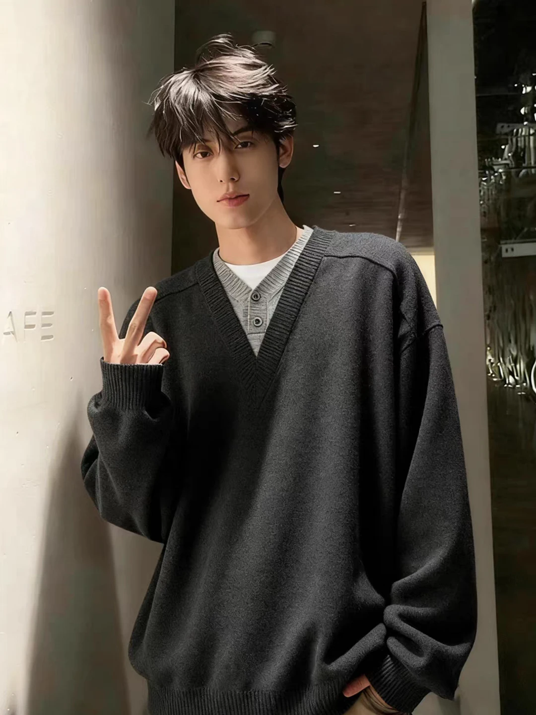 

Men's V-Ne Knitted Sweater Long Sve Base Layer Inner Wear irt Vintage American Sle Loose Fit Comfortable Soft