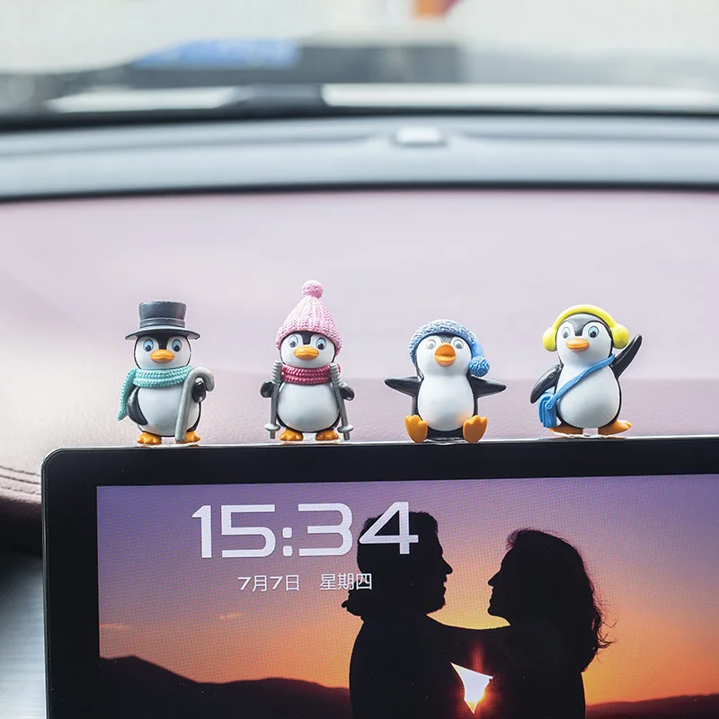 Car Decoration Cartoon Anime Cute Little PenguinAction Figure Model Balloon Ornaments Auto Interior Product Accessories Voiture