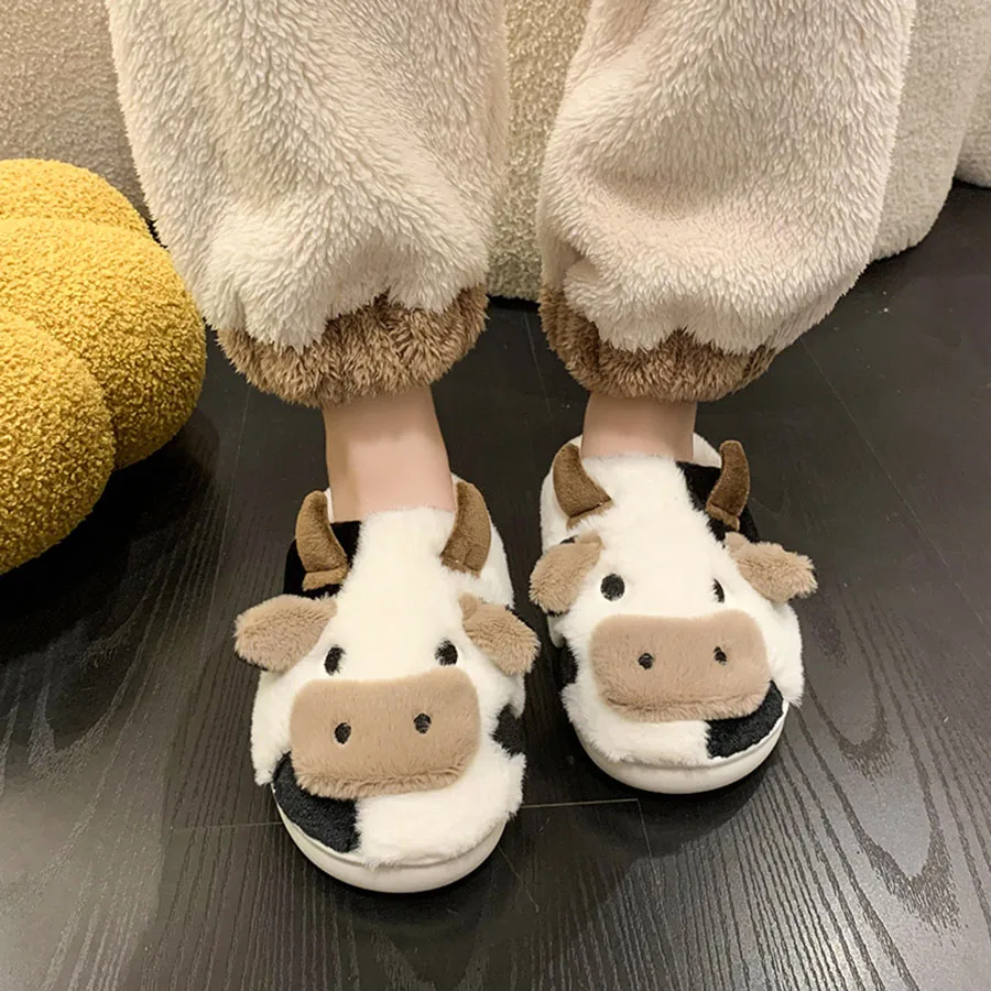 Chinelos macios de pelúcia para mulheres, desenhos animados vaca leite, sapatos casuais para meninas, engraçado e kawaii, quente para casa, fofo, inverno