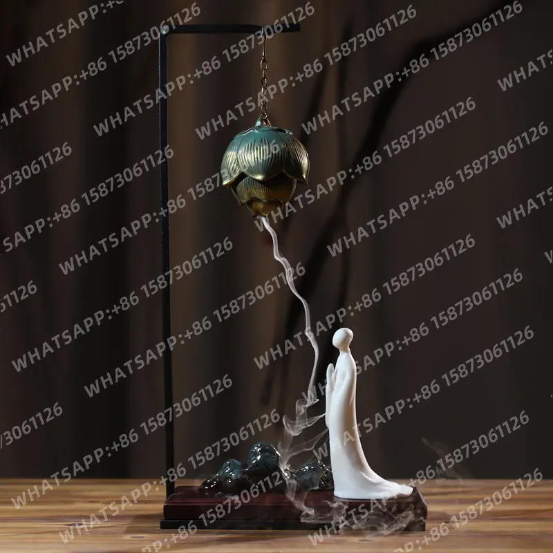 maison-porche-decoration-ornements-bobines-d'encens-support-de-reflux-boule-encensoir-bureau-the-maison-decorer