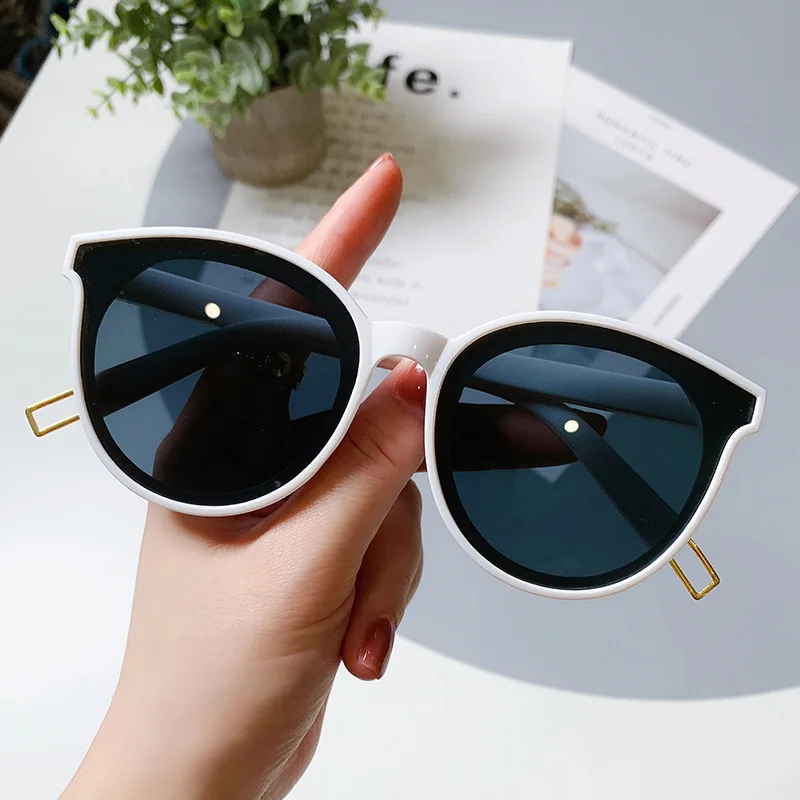 Classic Vintage Small Frame Oval Sunglasses Women's Outdoor Leisure Sun Glasses Summer Trend Lady Eyewear UV400 Gafas De Sol image 3