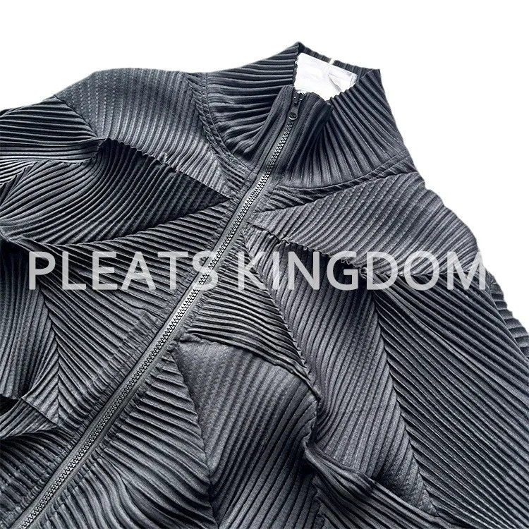 YUDX 2024 Fall New Pleated Series New Standing Collar Zipper Section Women\'s Jacket Casual Fashion Cubic High Quality Jacket