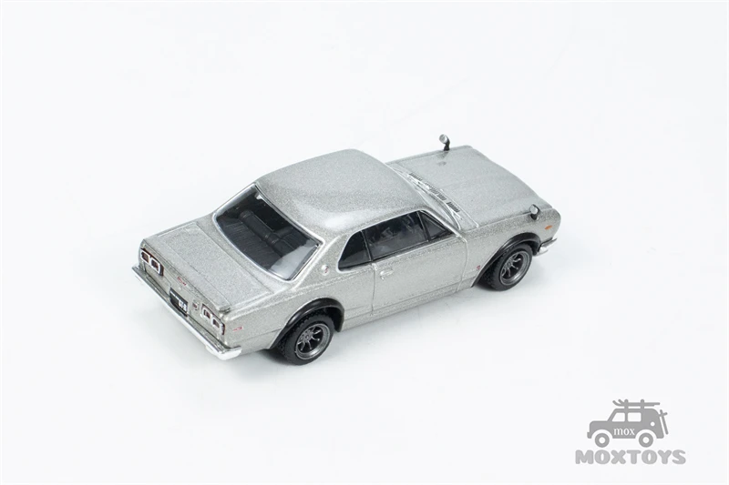 Tarmac Works 1:64 Nissan Skyline 2000 GT-R KPGC10 Silver Diecast Model Car