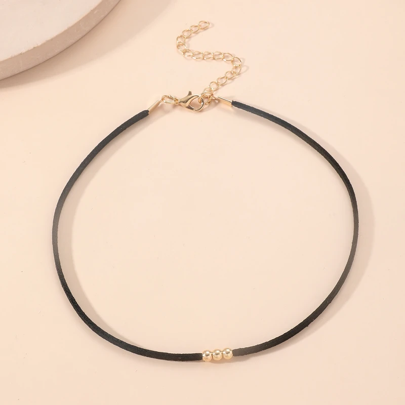Vintage Black Velvet Chokers Necklaces for Women Girls Retro Simple Collar Clavicle Necklaces Wedding Party Fashion Jewelry Gift - view 3