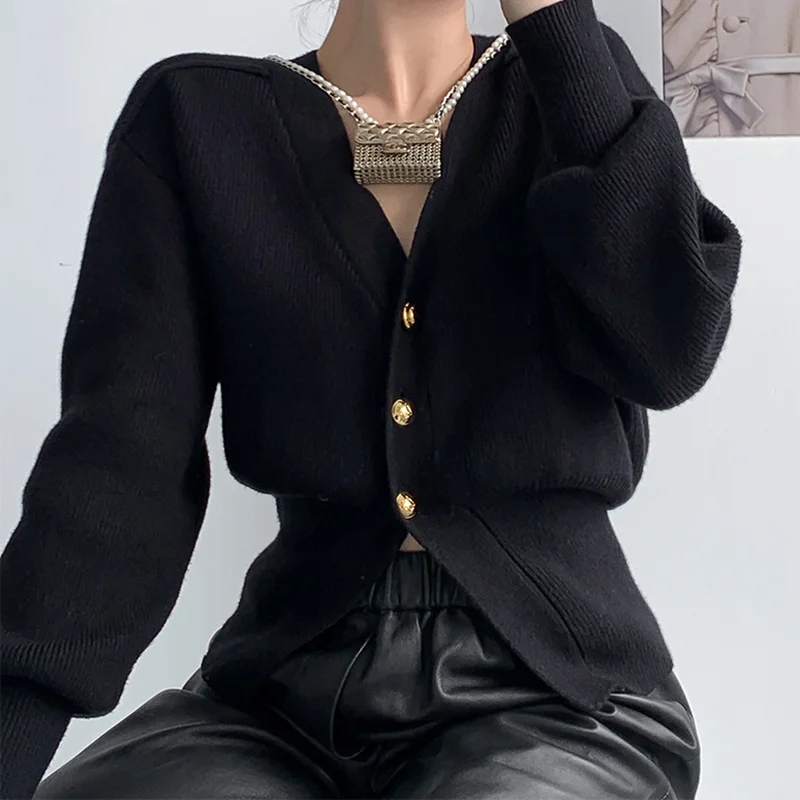 2023 New Early Spring New Top Black Sweater Coat Women's Fashion Casual Korean Series Short V-neck Knitted Cardigan