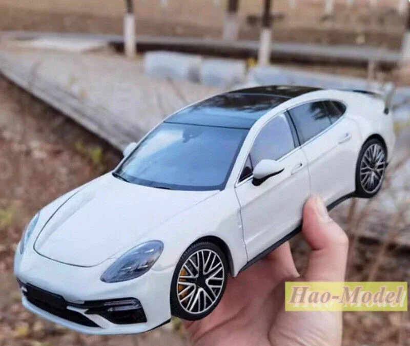 Minichamps 1:18 para Porsche Panamera Turbo S, modelo de coche fundido a presión, adornos, juguetes, regalos de cumpleaños para niños, colección de exhibición de Hobby, Rojo