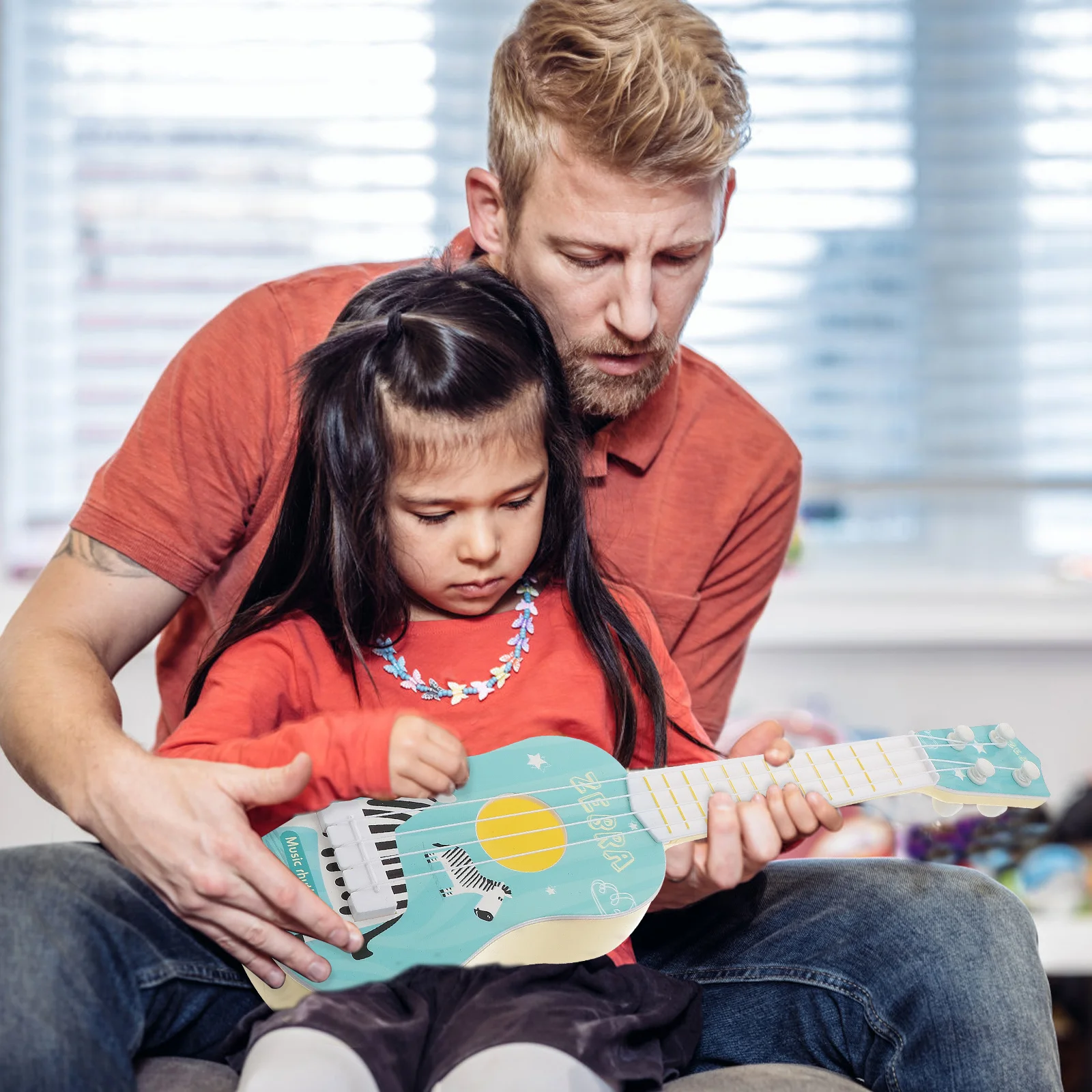 Plástico crianças ukulele material seguro iniciante instrumento musical guitarra crianças educação musical brinquedo cordas instrumento brinquedo