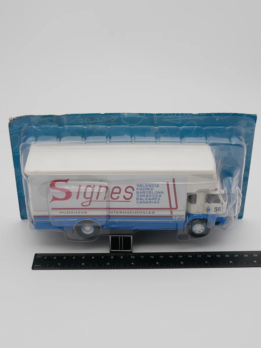 

Diecast Ixo 1:43 Scale Berliet Europa Van Truck Alloy Car Model Collectible Toy Gift Souvenir Display Ornament
