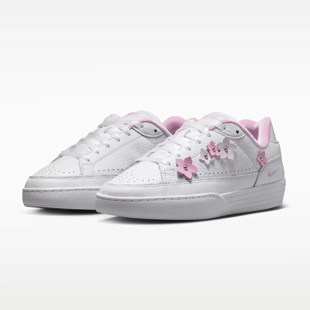 NIKE Women'sTENNIS CENTRE Sports and Leisure Shoes IR8636-100