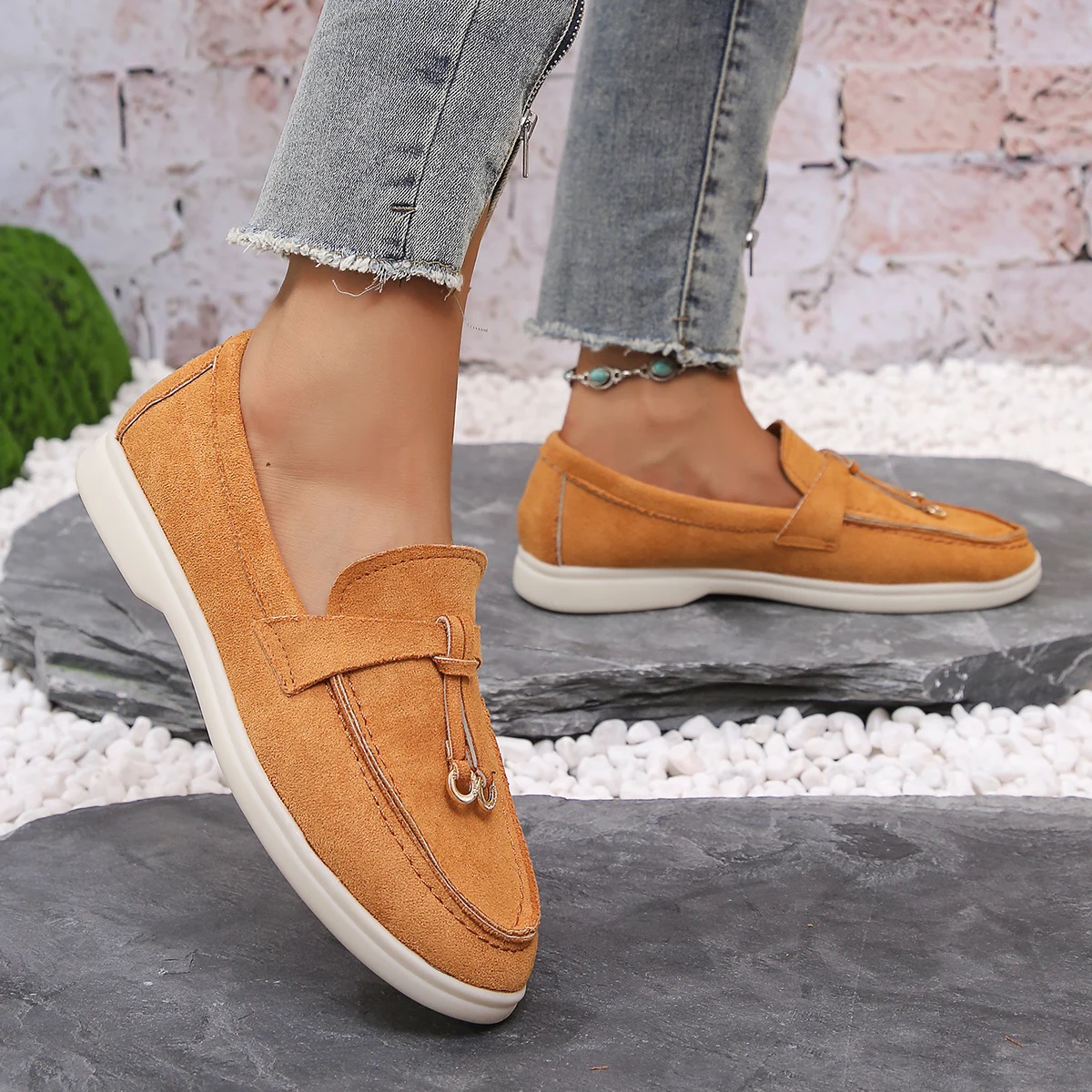 New Women Loafers Slip on Ladies Flats Brand High Quality Spring Autumn Casual Flat Shoes Leather Cashmere Single Shoes