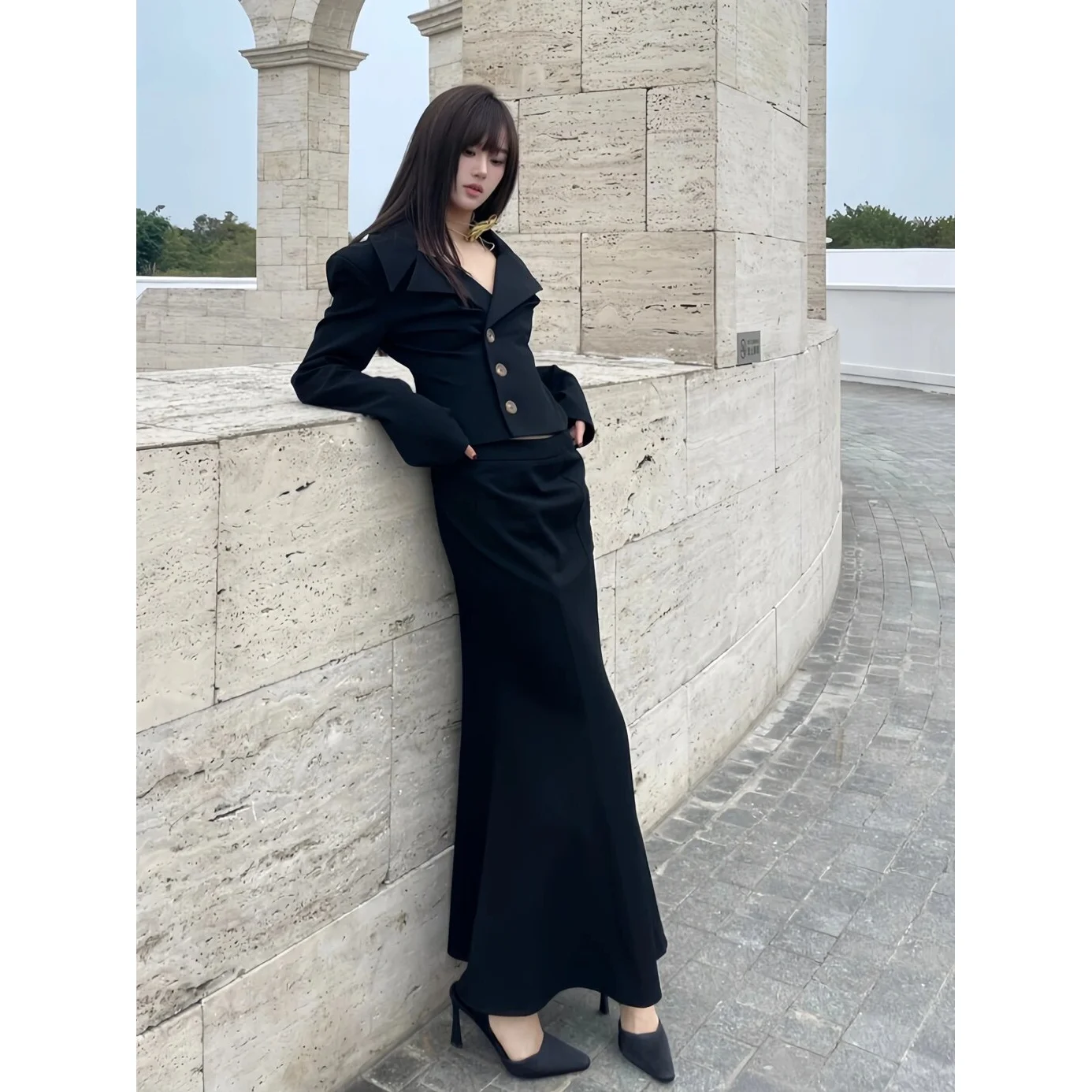 Chic Style Waist-Cinching Blazer with Fishtail Skirt Set: New Korean Fashion Trend for Women Female, Spring/Autumn 2024 Hot Sale