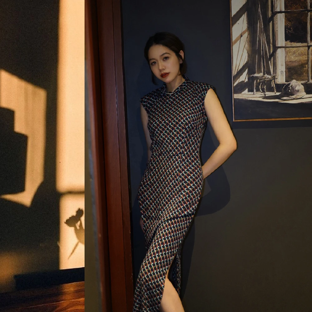 

Momo Long Sleeveless Vintage Style Cotton Silk Daily Wear Low Slit Floral Patterned Traditional Chinese D...