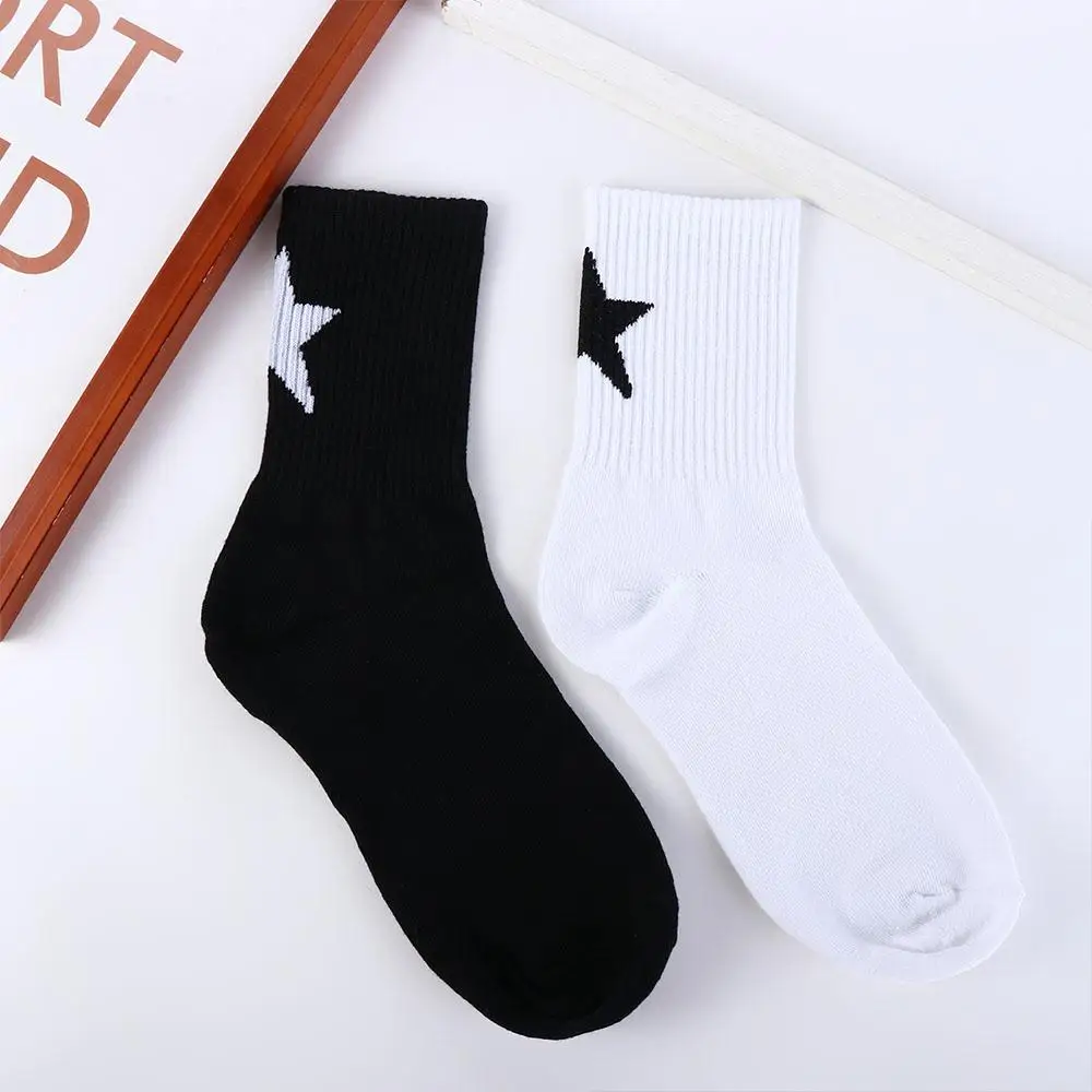 Men's Cotton Sweat Anti-odor Sports Socks Couples Models Tide Brand Mid-calf Socks Korean Pentagram Socks