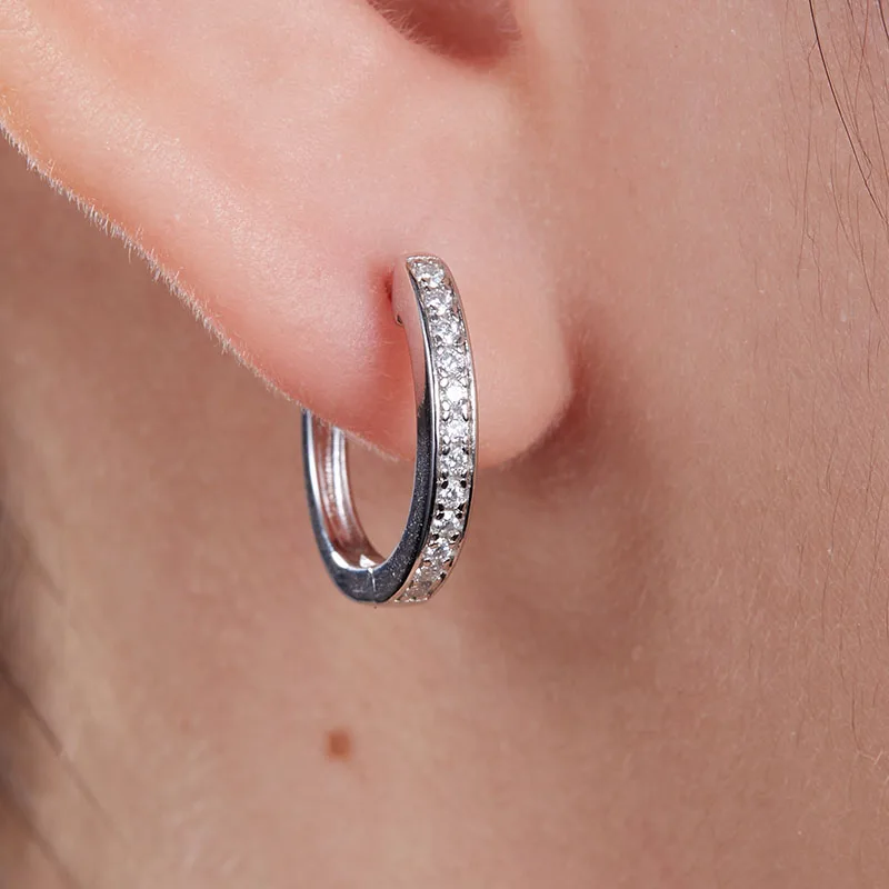 

Серьги-кольца D-образной формы 2026 из стерлингового серебра S925 с полным покрытием муассанитом, маленькие серьги-кольца для женщин, для свадьбы, вечеринки, модные, трендовые подарки