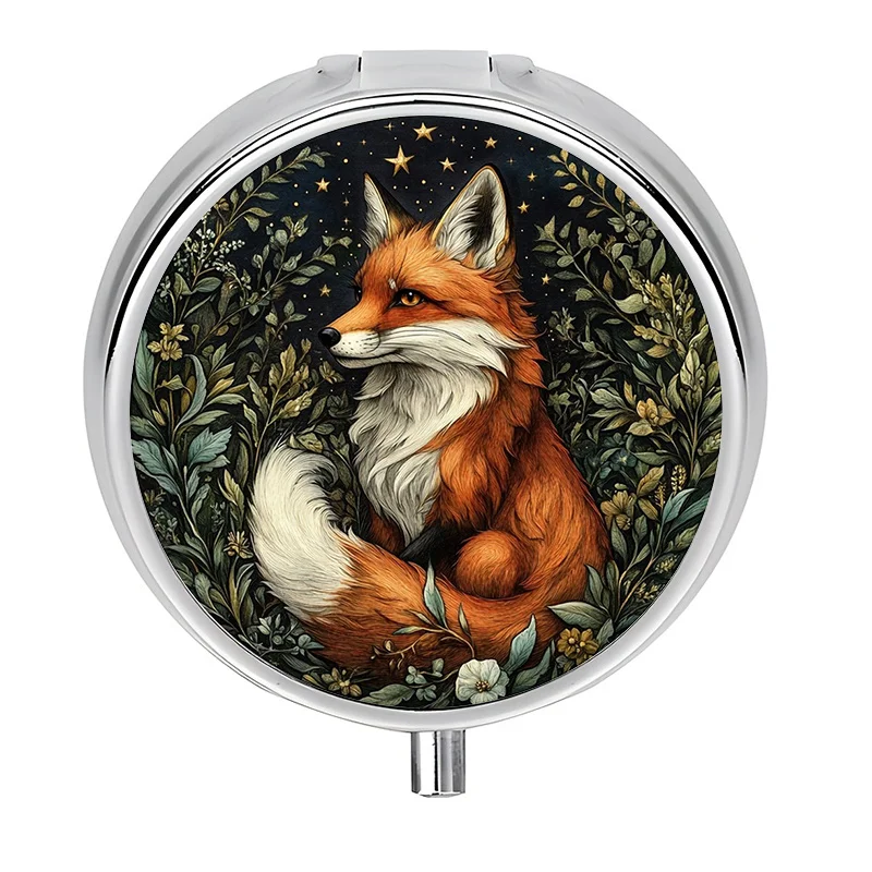 Single-pack, flat, round three-compartment box, designed with a cute night forest circular pattern and equipped with a colored glass window, making it an ideal choice for outdoor travel during holidays and as an office medication reminder
