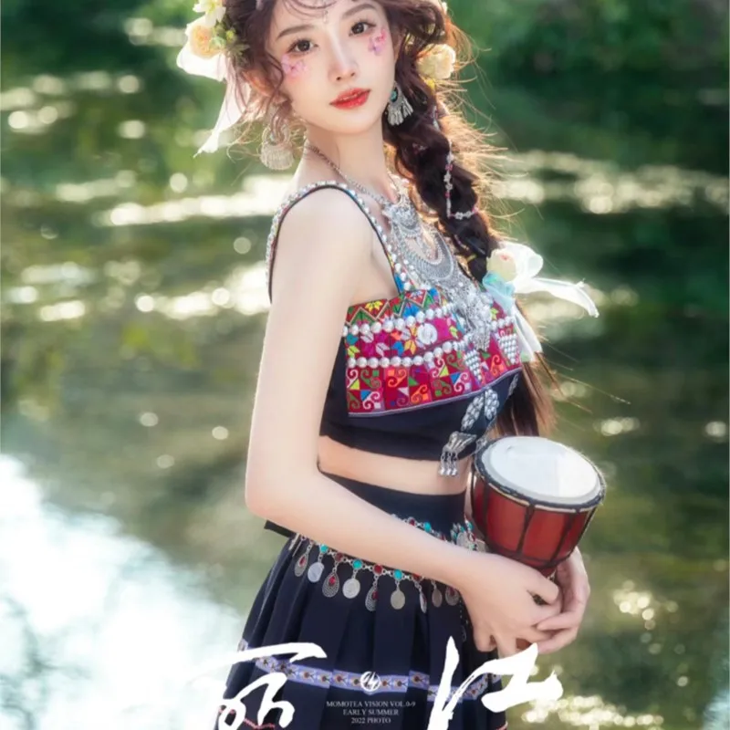 National costumes foreign travel photography new clothing