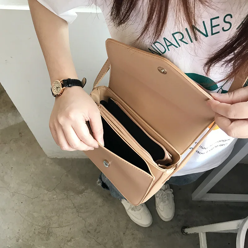 

2025 new small bag, Korean diagonal cross bag, Hong Kong style retro small square bag, simple and casual girl shoulder bag