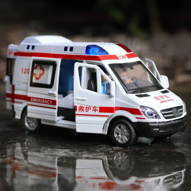 

1:32 Hospital Rescue Ambulance Die - Cast Metal Toy Car Pull Back Sound Light Alloy Toys Vehicle For Children Boys Gifts