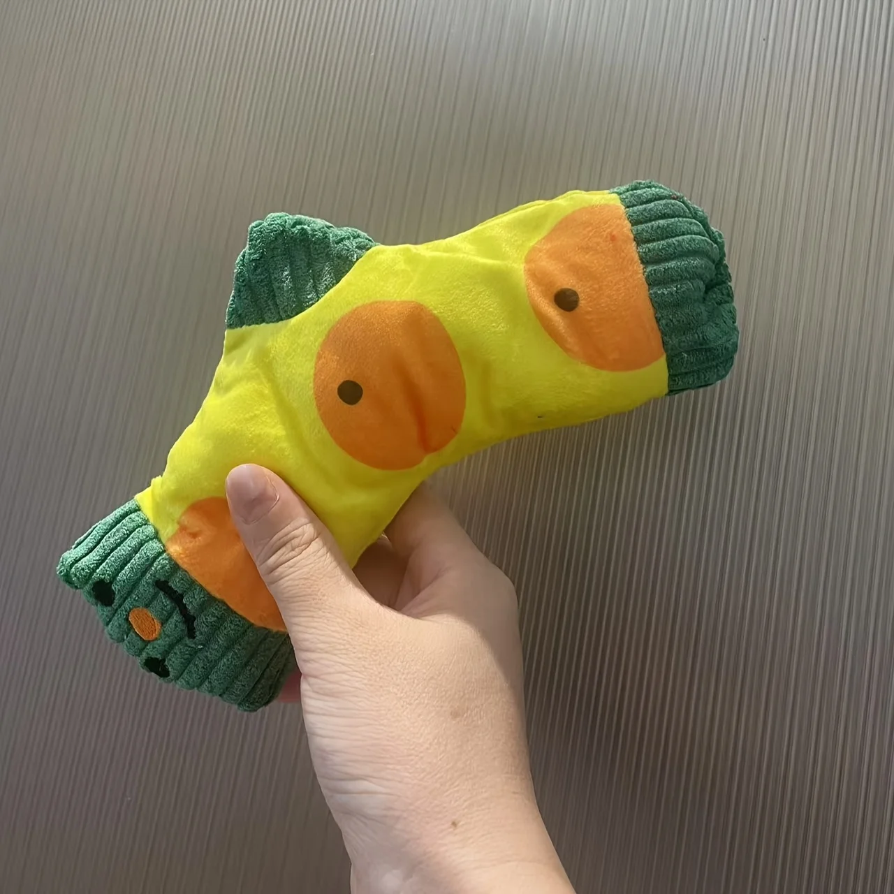 Neuartiges Sockenförmiges Plüsch-Hundespielzeug Weiches Flauschiges Interaktives Spielzeug Niedliches Augendesign Sicheres Beißspielzeug für Welpen Tägliche Unterhaltung – Detail 10