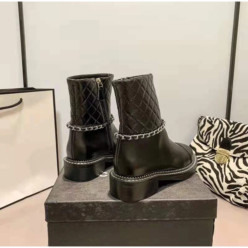 2023 Fashion Luxury Brand Women Ankle Boots High Quality Leather Autumn Mid-Calf Boots Side Zipper Chain New Design Black Shoes