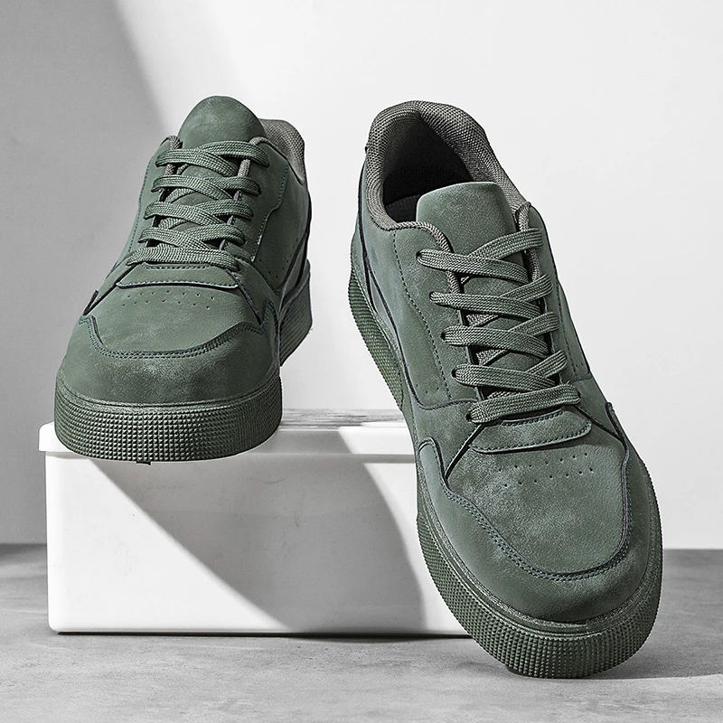 Men Solid Suede Low Top Skate Sneakers, Lace Up Soft Non Slip Casual Shoes For Daily Commute Street Walking Shopping Driving