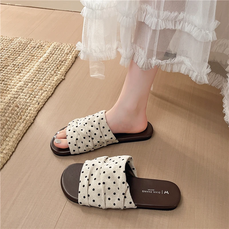 Polka Dot Flat Sandals Women's Summer 2026 Korean Style Foldable Anti-Slip Holiday Slip-On Shoes Breathable Comfortable Rubbe...