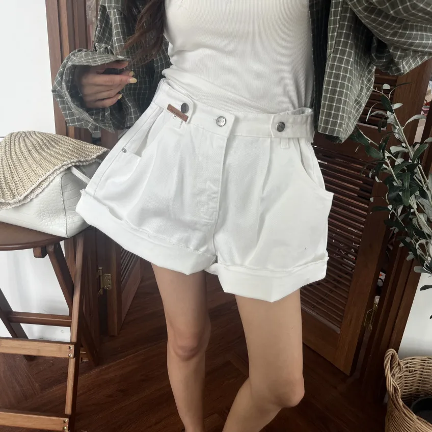 

Summer 2026 Casual Style Faded Washed Waist Buttoned Label Denim Shorts Women's High Waist Loose Fit Cotton 100% Shorts