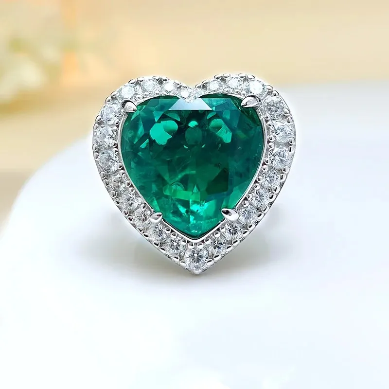 925 Sterling Silver Heart Color Treasure Ring Luxury Emerald Fashion Heart-Shaped Senior Banquet Temperament Celebrity