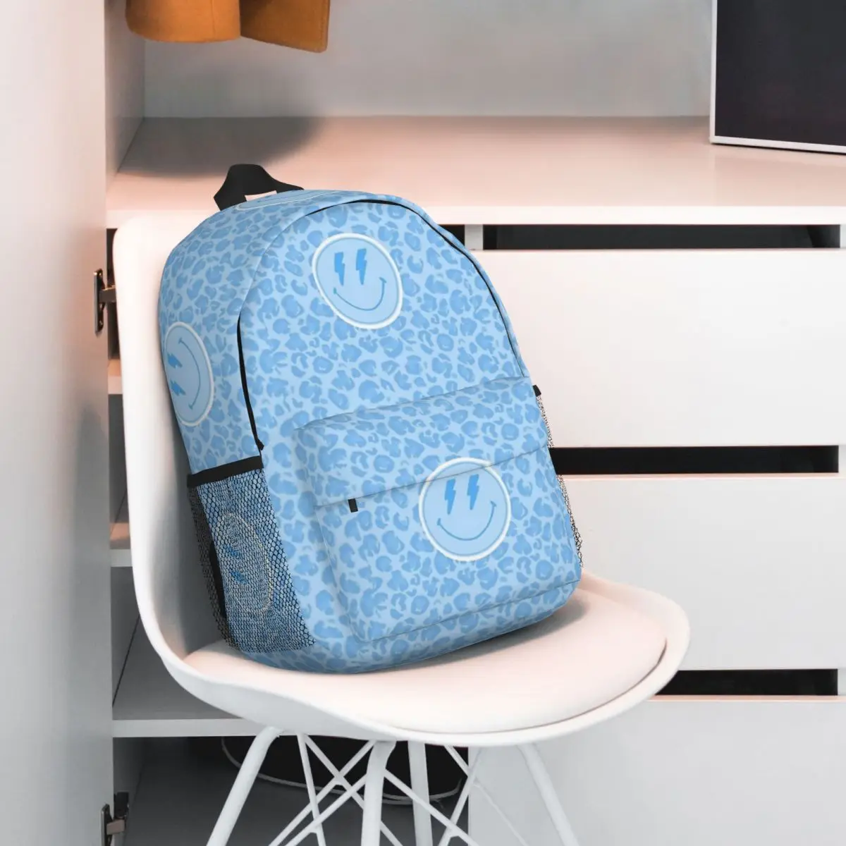 Suministros escolares Preppy, azul, estética azul, cara sonriente, cara feliz, mochila estética Preppy de 15 pulgadas