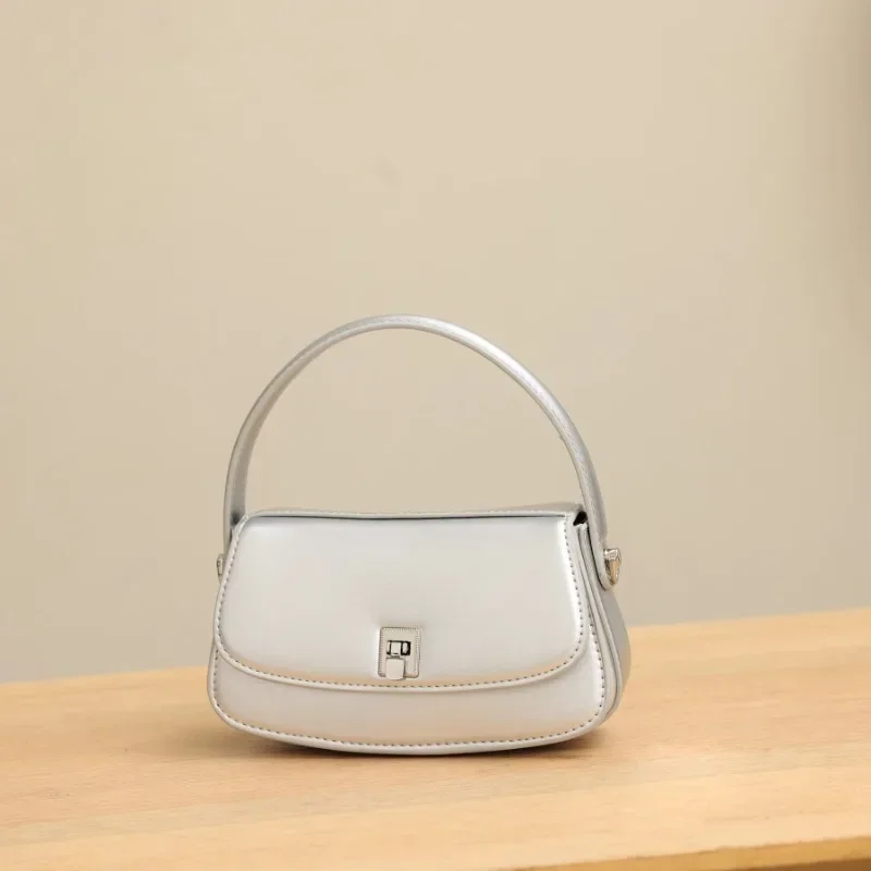 Handbag Light Luxury Saddle Bag Ms. 2024 New Fashion Brand Summertime Sense of Advanced Mini Crossbody Bag Fashion