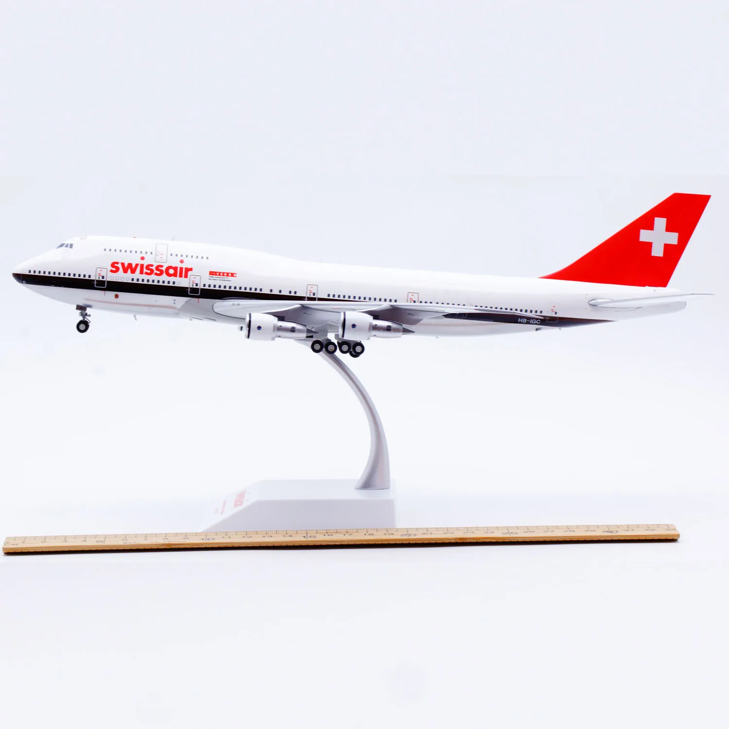 

Коллекционная модель самолета из сплава XX20527 JC Wings 1:200 Swissair Boeing 747-300M [полированная], литая под давлением, HB-IGC