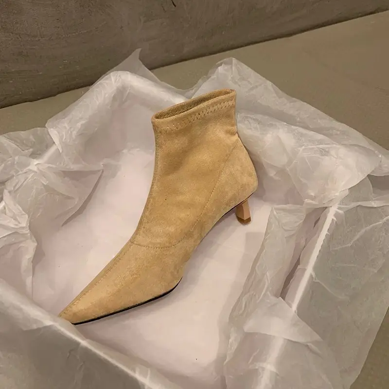 Short Winter/autumn Padded Ankle Boots for Women Stylish Pointed Toe, Low Heel Boots  Sexy Women's Large-sized Boots