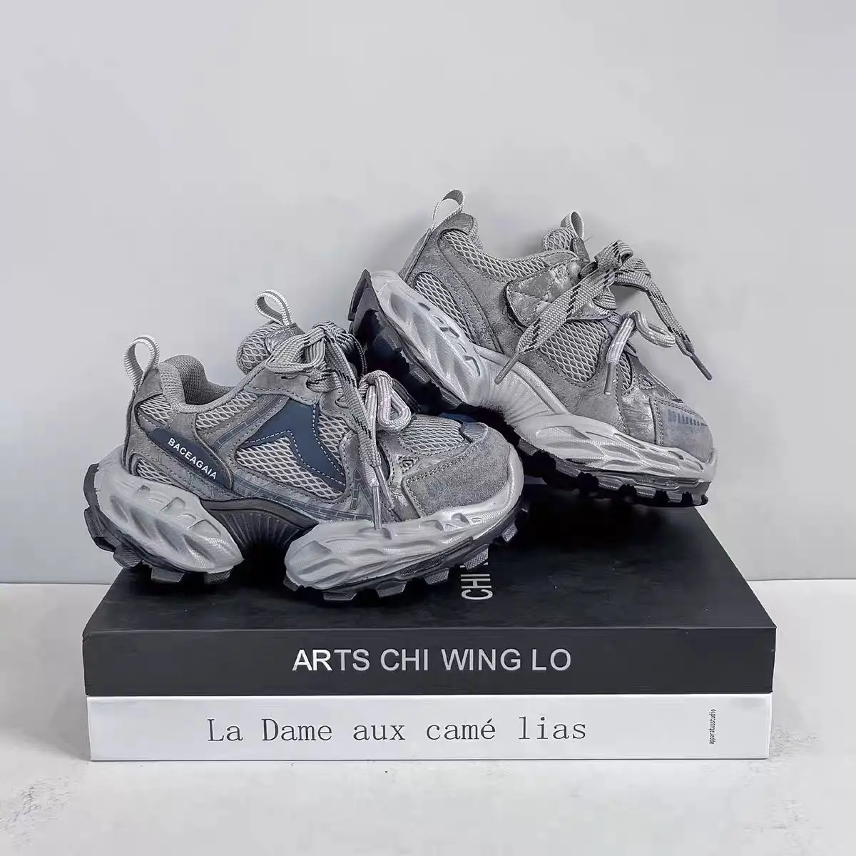 

New Fashion Korean Style Soft Comfortable Casual Anti-slippery Sweet Bowtie Sports Shoes 2026 Children Sneakers for Girls Autumn