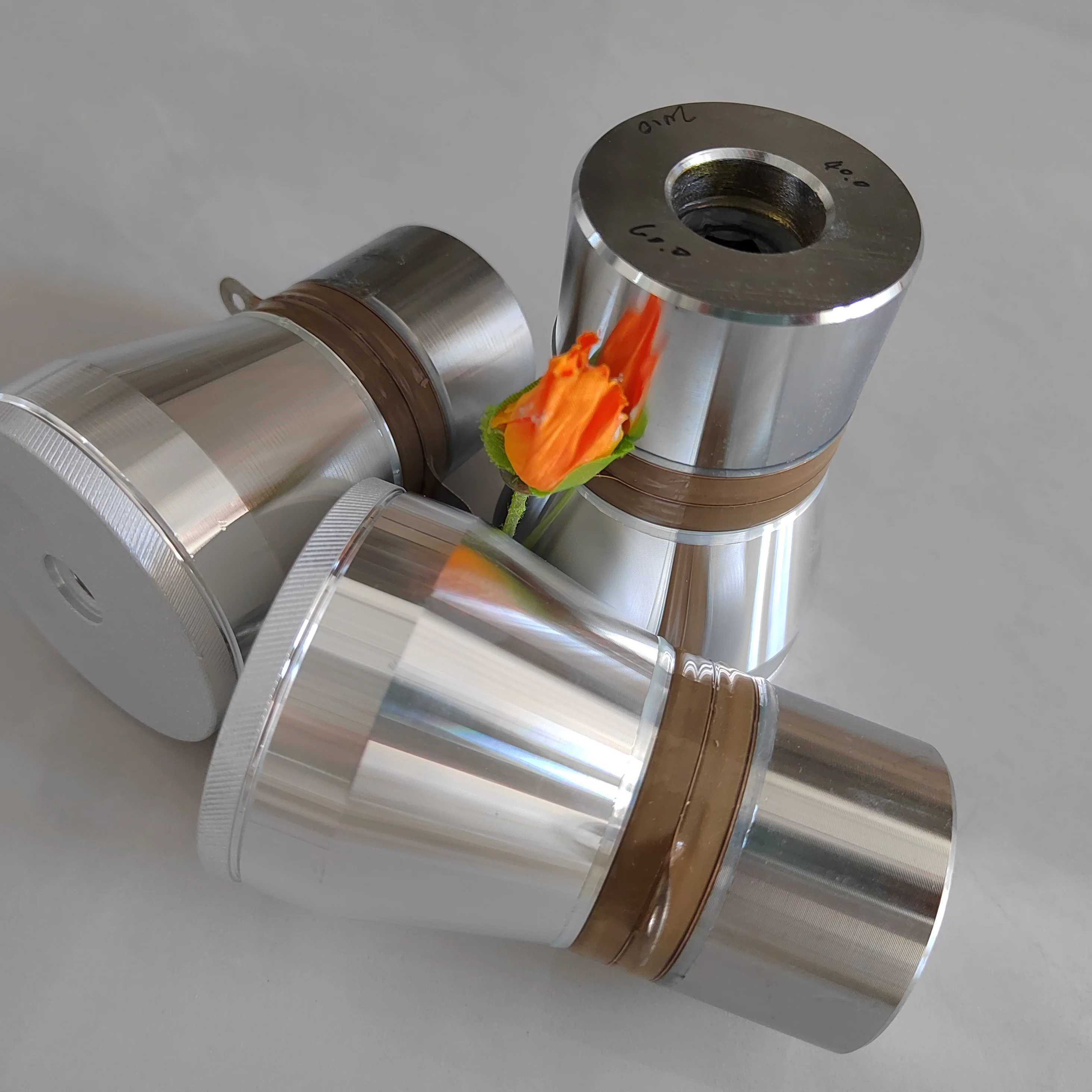 Different Frequency Ultrasonic Piezoelectric Power Transducer For Cleaning