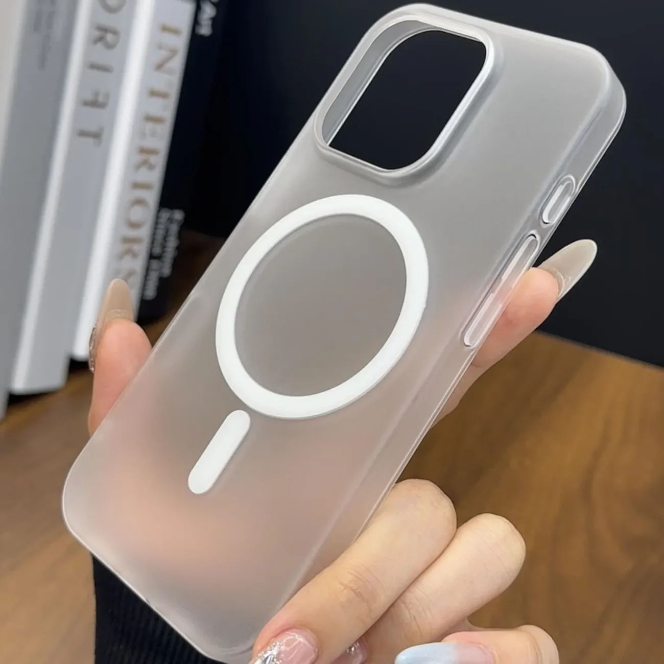 

Для iPhone 17 Pro Series Матовый прозрачный чехол с белым круглым декором и черной рамкой для объектива Противоударный бампер 16 15 Pro